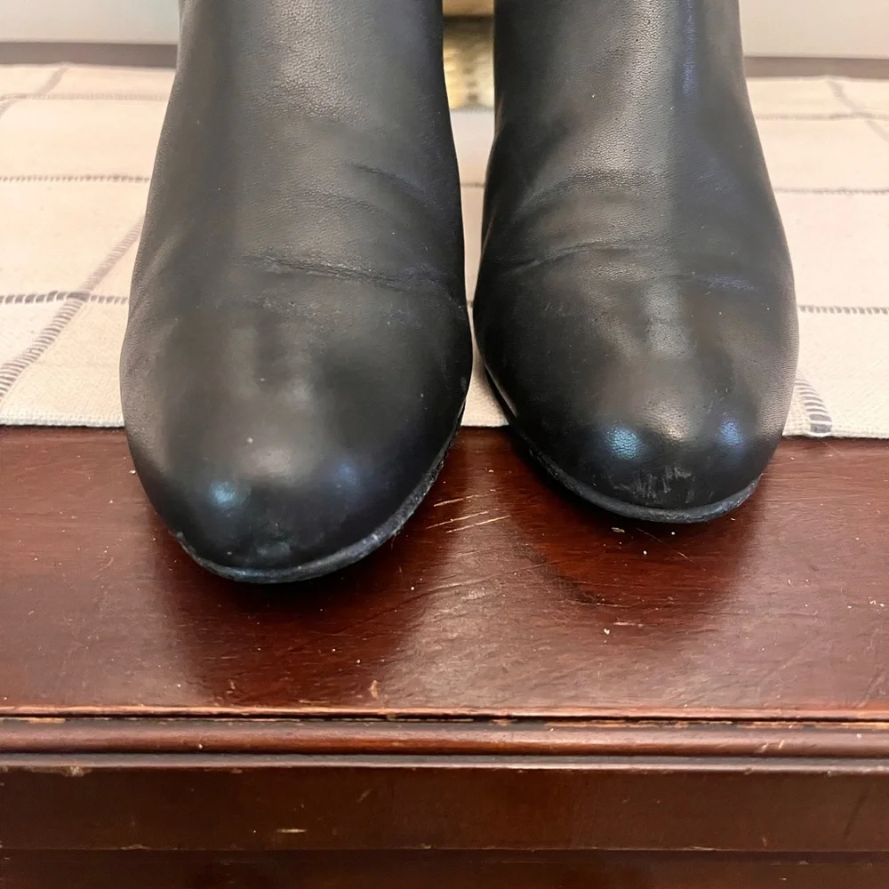 Stuart Weitzman Black Leather Ankle Wedge Boots Ladies 8.5M Winter Quality Brand
